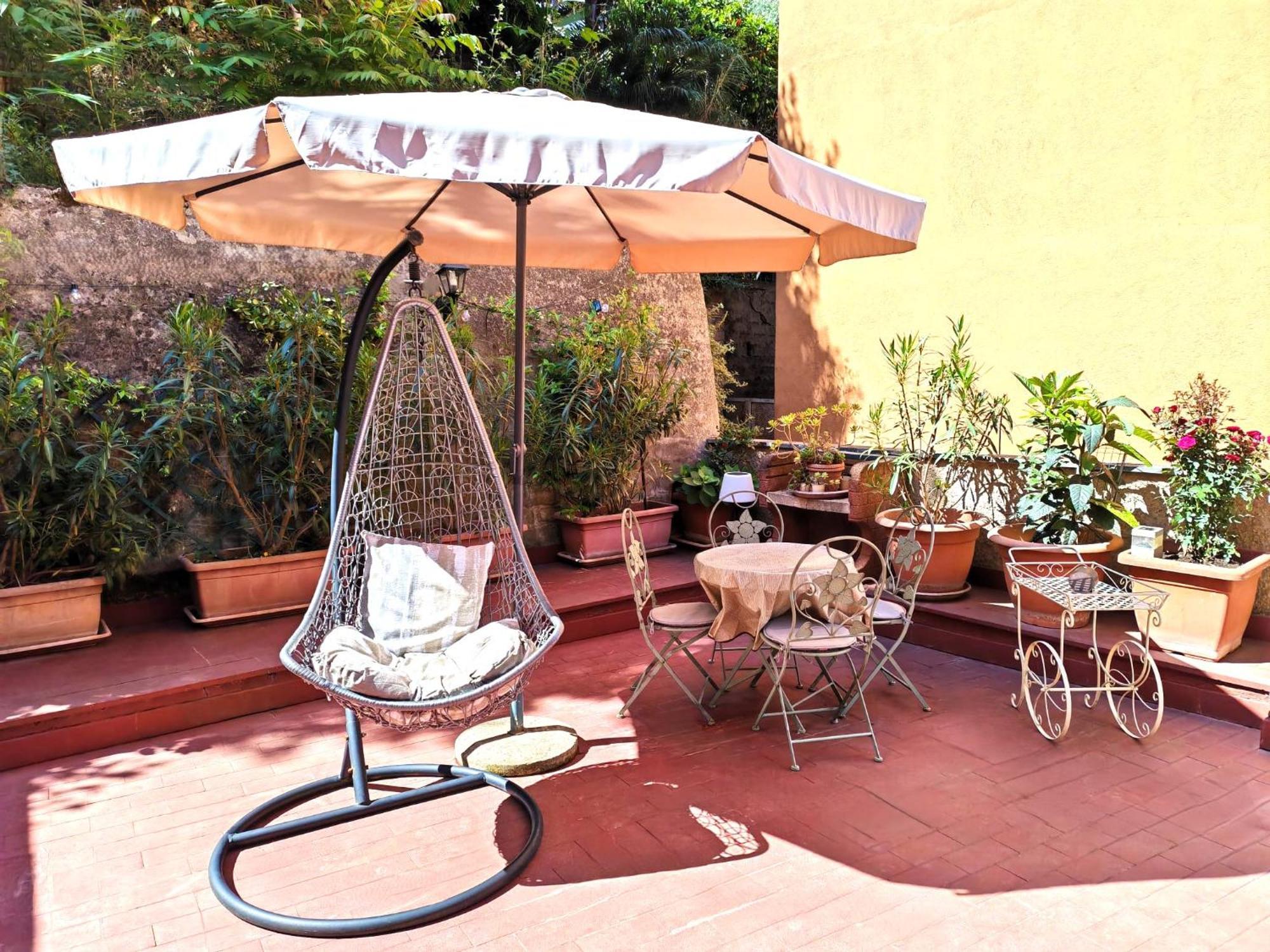 Vatican Heart Leone - Roman Terrace Exterior photo